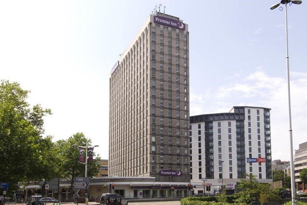 Premier Inn Bristol City Centre - Haymarket ภายนอก รูปภาพ