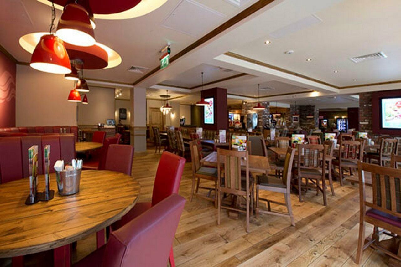 Premier Inn Bristol City Centre - Haymarket ภายนอก รูปภาพ